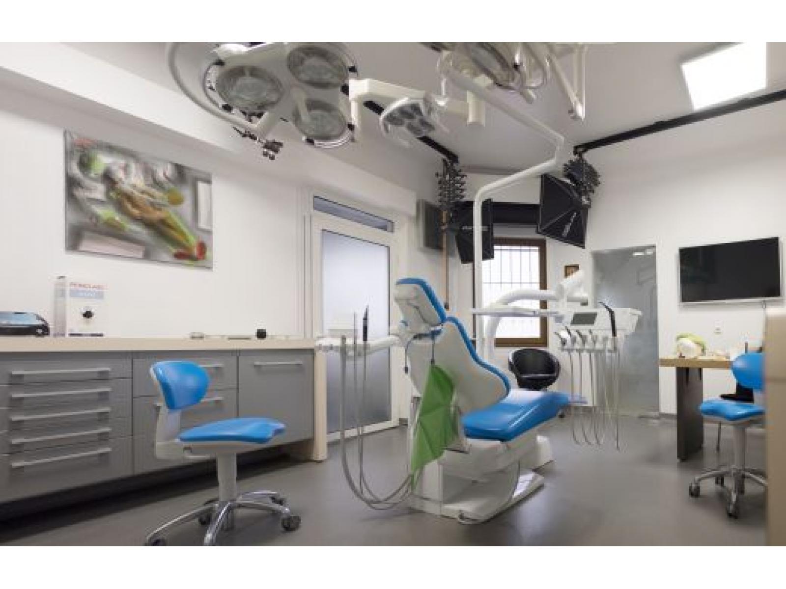 Clinica Dr. Dragus - Untitled_Panorama2_redimensionata.jpg