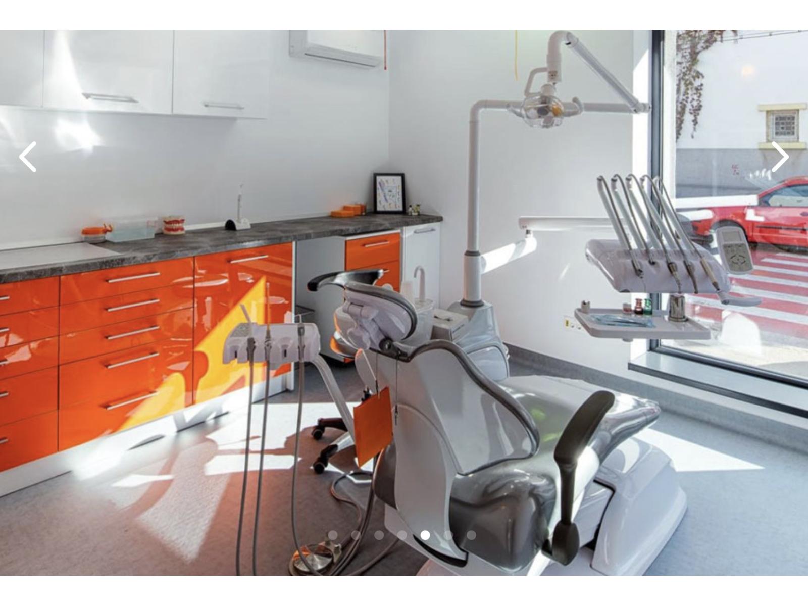 Welldental Dr. Pelea SRL - IMG_5442.jpg