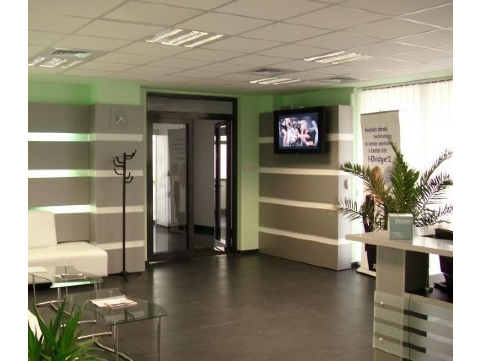 Clinica Implant & Esthetic Center - iec2.jpg