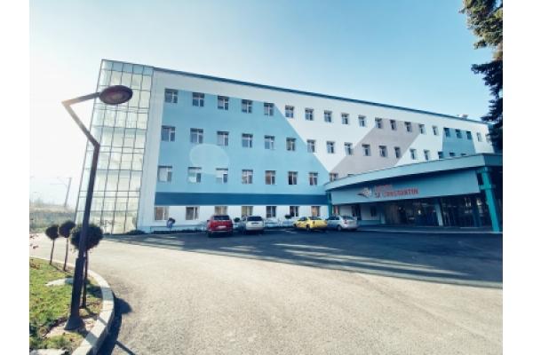 SPITALUL SF. CONSTANTIN - 6_exterior_intrare_spital.jpeg
