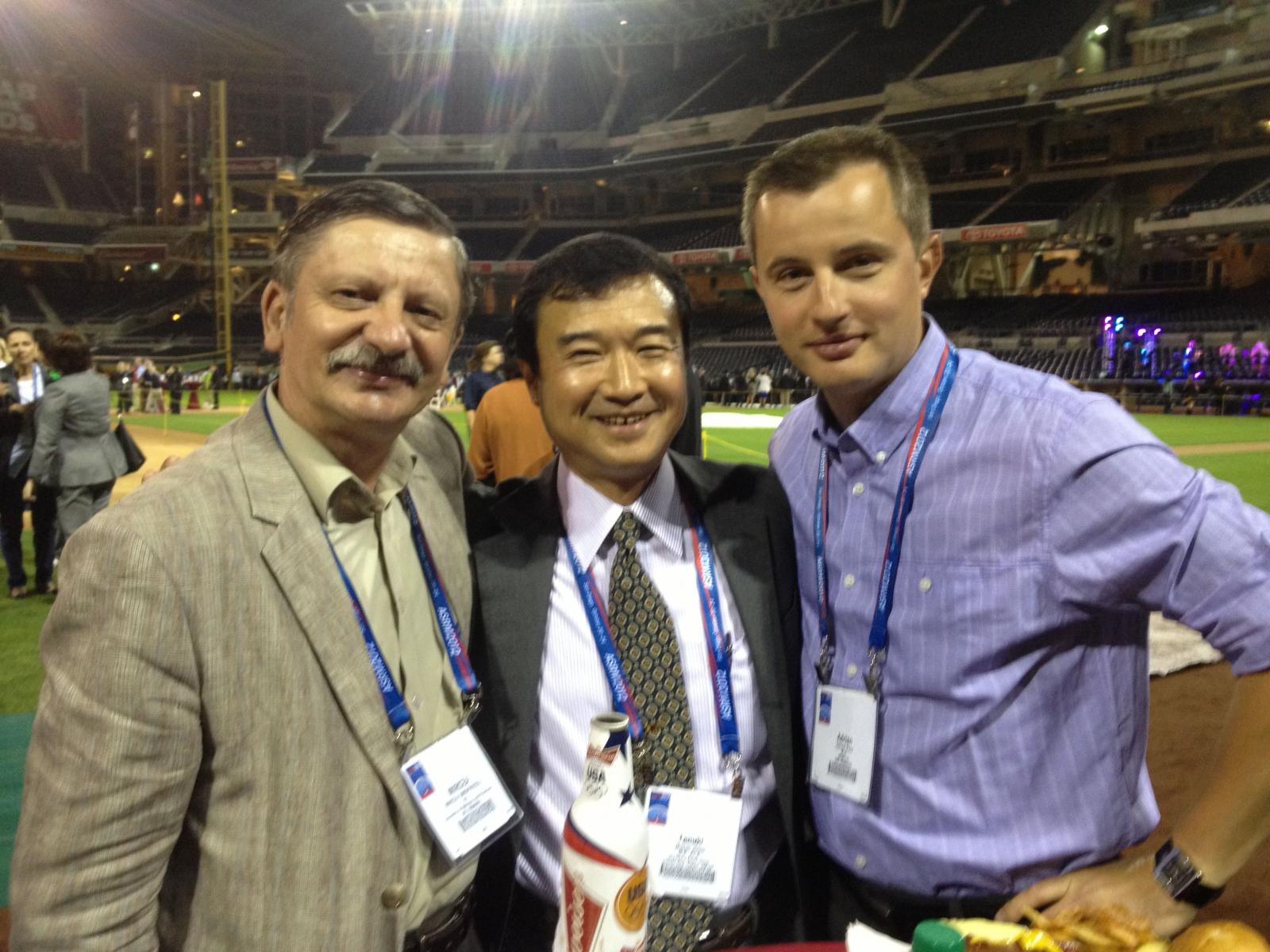 Prof. Univ. Dr. Mircea Onofriescu - Congres_ASRM_San_Diego_cu_prof_Janno.JPG
