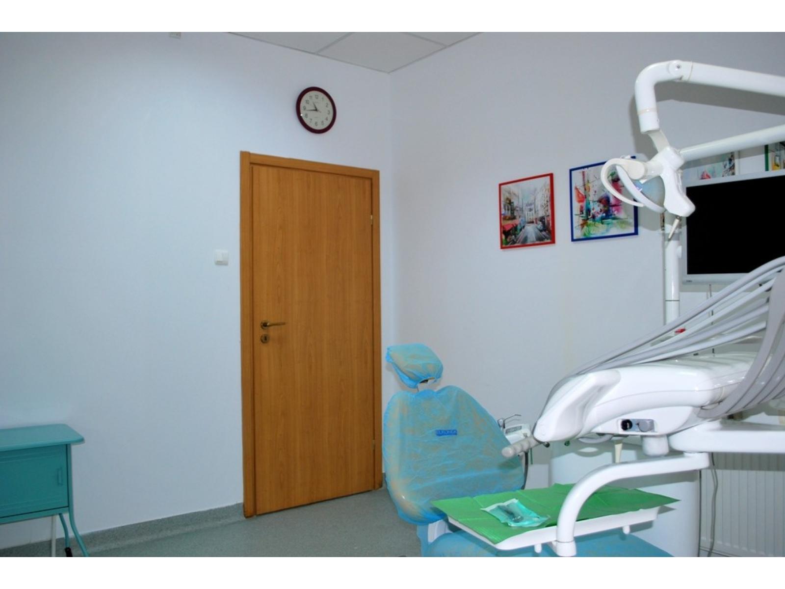 Dental Avenue - galerie1-1024x685.jpg