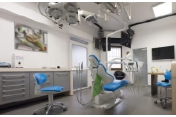 Clinica Dr. Dragus - Untitled_Panorama2_redimensionata.jpg