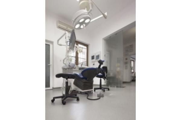 Clinica Dr. Dragus - Untitled_Panorama3_modificat_redimensionata.jpg