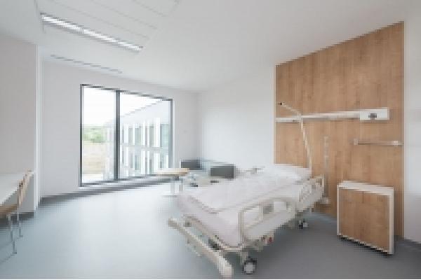 Spital de Recuperare Polaris Medical - SALON_VIP-2.jpg