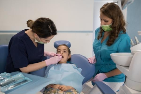 Dental Elite Brasov - Stomatologie_pentru_copii.jpg