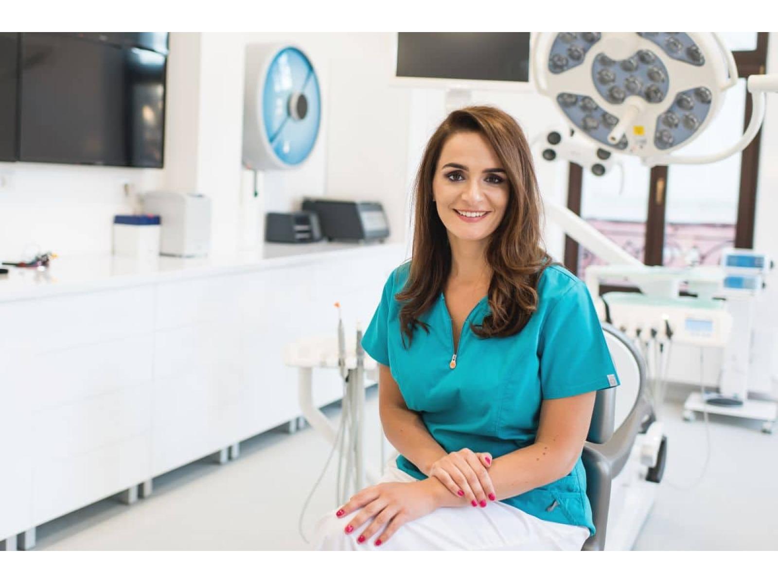 Dental Premier - clinica-stomatologica-dental-premier-32.jpg