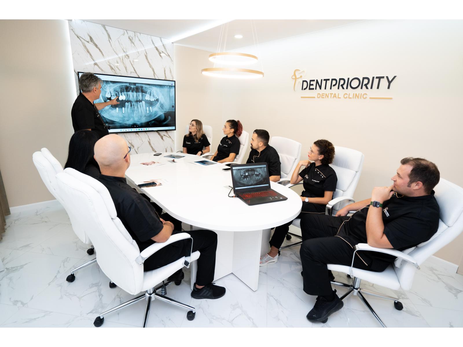 Dent Priority - DSC01631.jpg