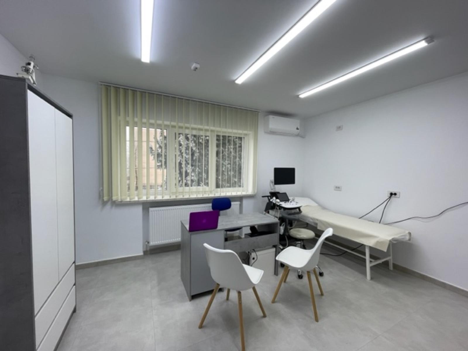 Cabinet medical nefrologie - sala-consultatii-nefrologie-bacau.JPG