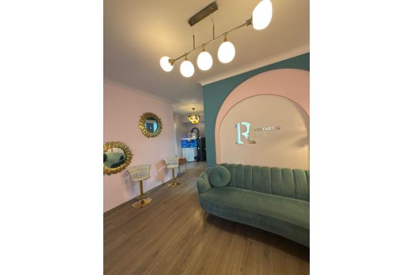 R1 Aesthetic Clinic - WhatsApp_Image_2026-01-19_at_11.58.50_(1).jpeg