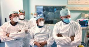 Premiera pentru cardiologia interventionala din Transilvania: o echipa medicala din Sibiu a realizat o interventie transcateter complexa de implantare a unei valve Sapien3 intr-o proteza biologica mitrala degenerata