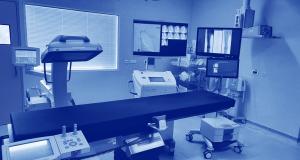 Tratamente chirurgicale complexe la Spitalul MedLife Brasov, in prima sala hibrida mobila din centrul tarii. Investitia depaseste 500.000 euro