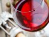 Beneficiile unui pahar de vin rosu