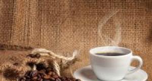 4 cani de cafea pe zi reduc riscul instalarii cancerului endometrial