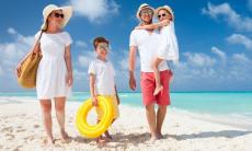 Bolile care ne strica vacantele: enterocolita si diareea calatorului.  Cum ne ajuta probioticele in concedii?