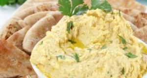 Hummus din pastai de soia verde