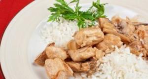 Orez brun cu carne de curcan