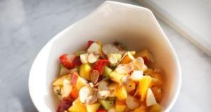 Salata de fructe cu proprietati antiinflamatorii